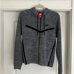 Nike Womens flyknit zip hoodie - GREY/SMALL